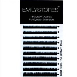 Emily stores premium eyelashes and lash glue set
